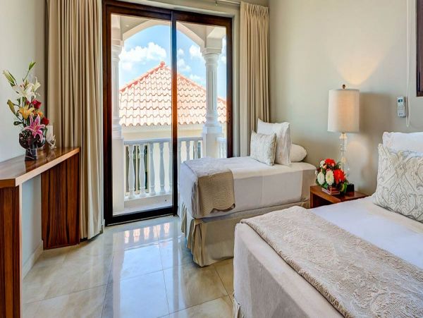 Cancun Home 990328