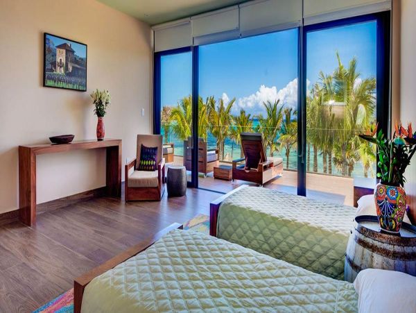 Cancun Home 990334