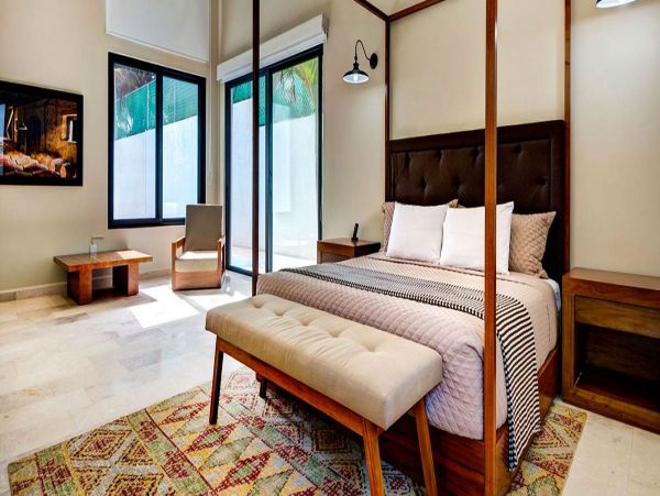 Cancun Home 990334