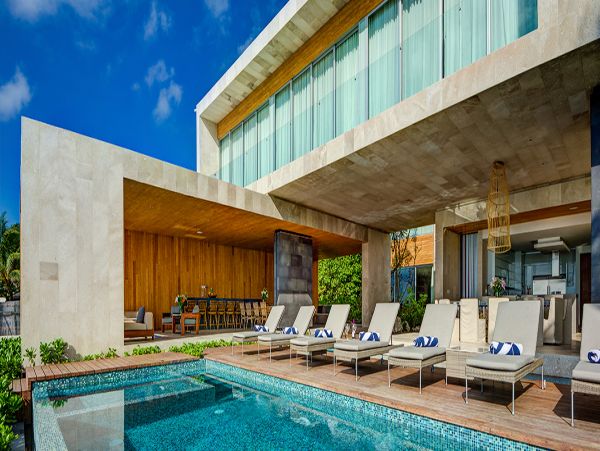 Cancun Home 990335