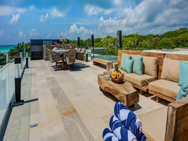 Cancun Home 990335