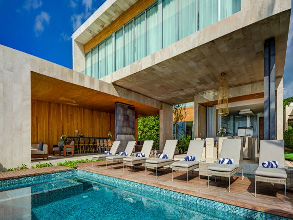 Cancun Home 990335
