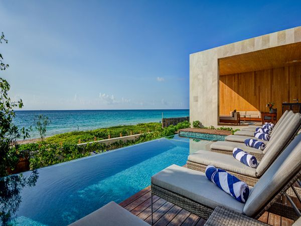 Cancun Home 990335