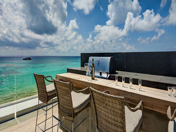 Cancun Home 990335
