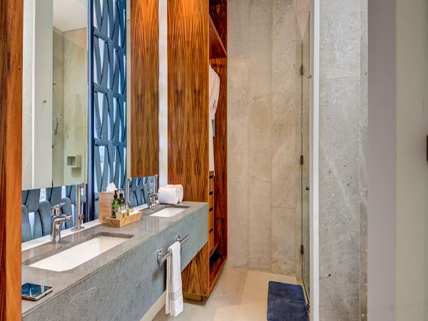 Cancun Home 990335