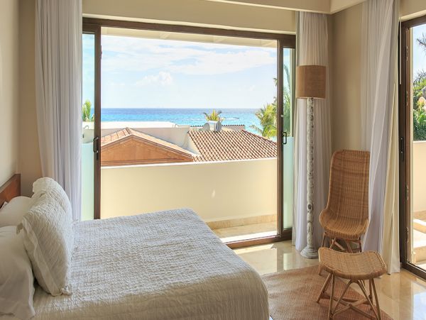 Cancun Home 990336