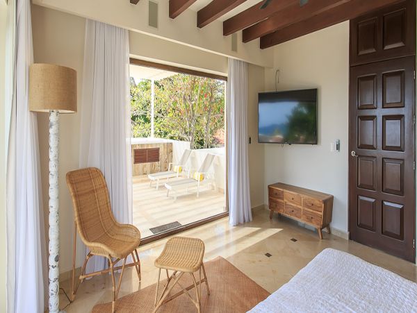 Cancun Home 990336