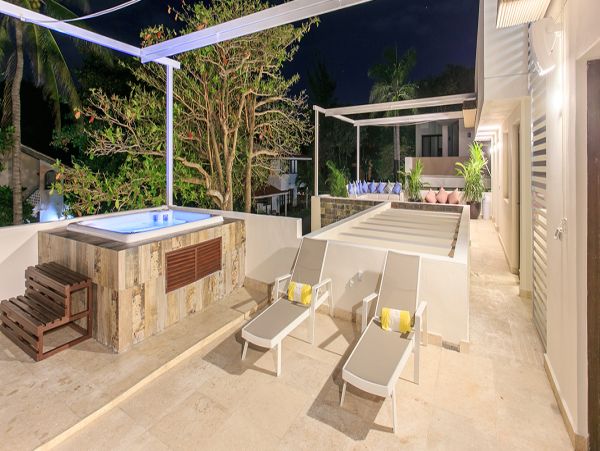Cancun Home 990336