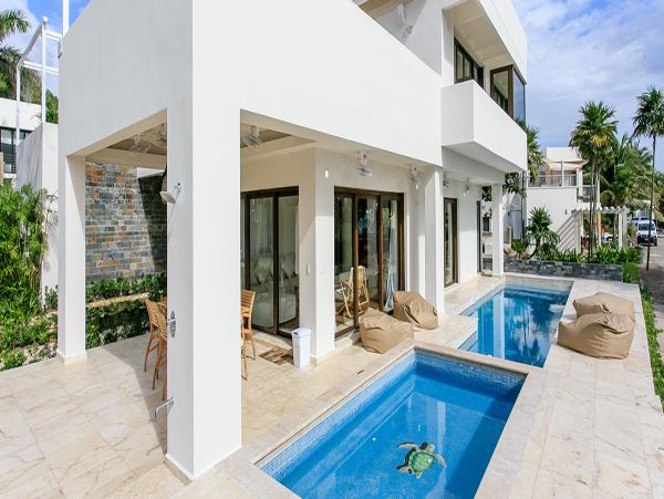 Cancun Home 990336
