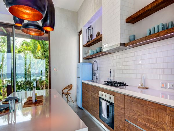 Cancun Home 990338