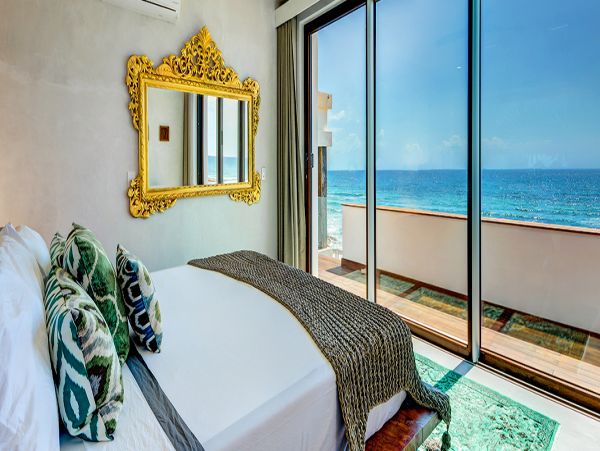 Cancun Home 990338