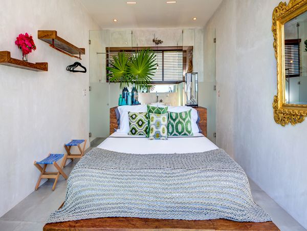 Cancun Home 990338