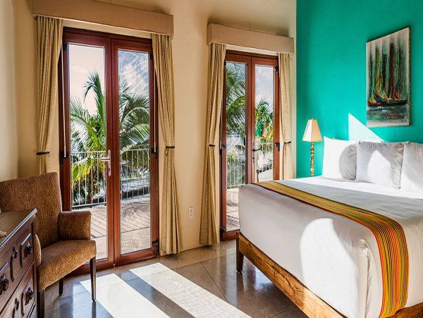 Cancun Home 990341