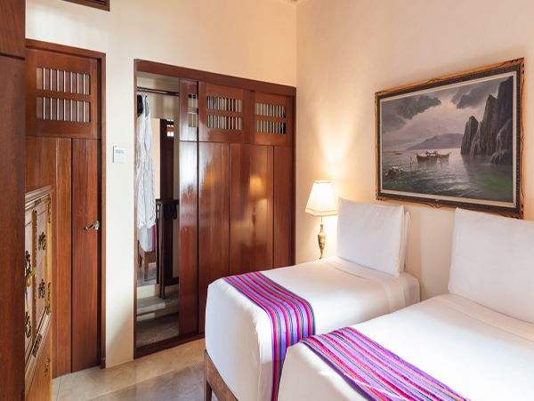 Cancun Home 990341