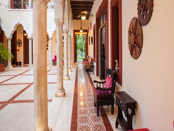 Cancun Home 990342