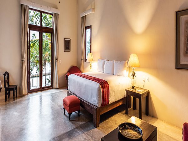 Cancun Home 990342