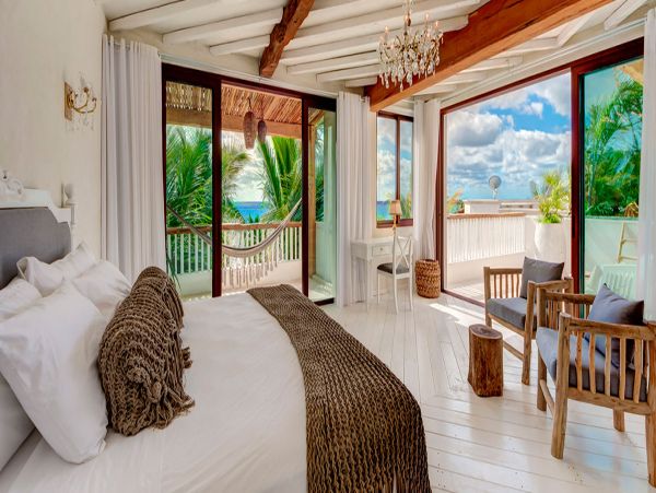 Cancun Home 990343