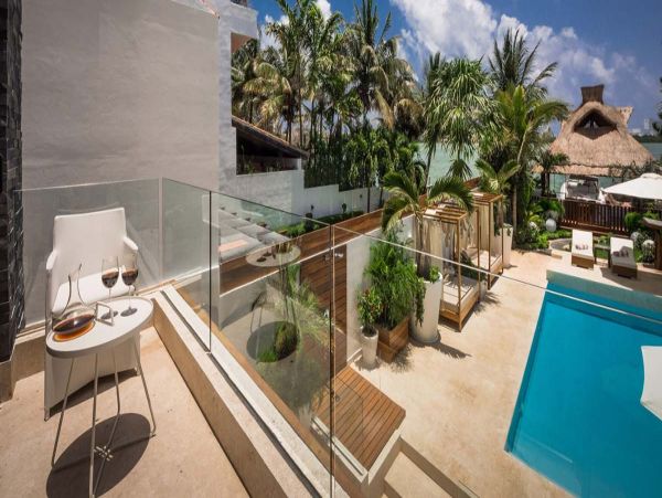Cancun Home 990344