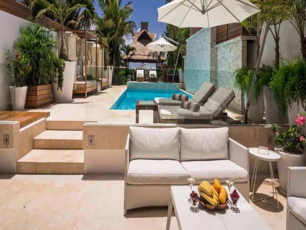 Cancun Home 990344