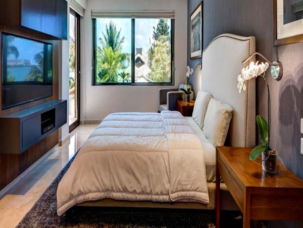 Cancun Home 990344