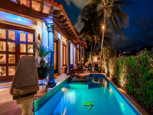 Cancun Home 990345