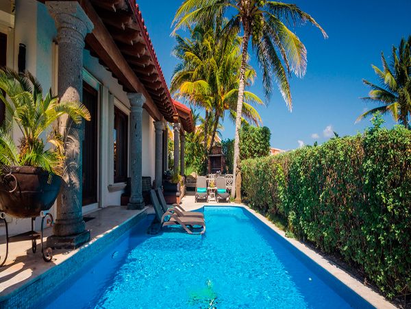 Cancun Home 990345