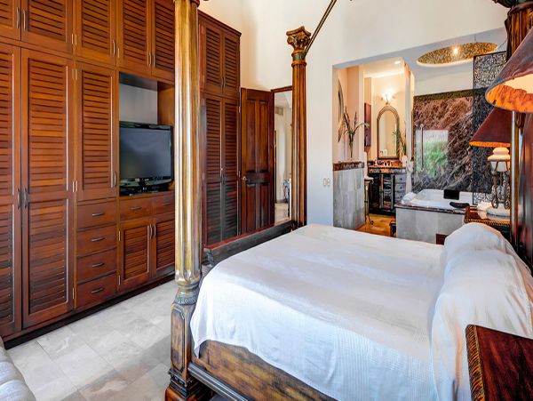 Cancun Home 990345
