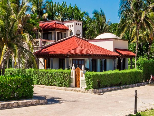 Cancun Home 990345