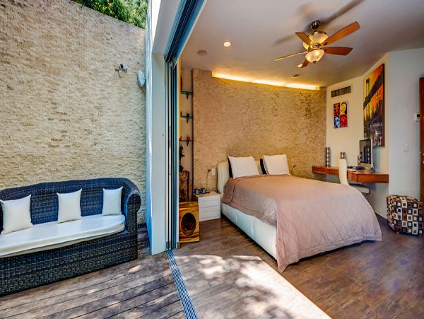 Cancun Home 990348