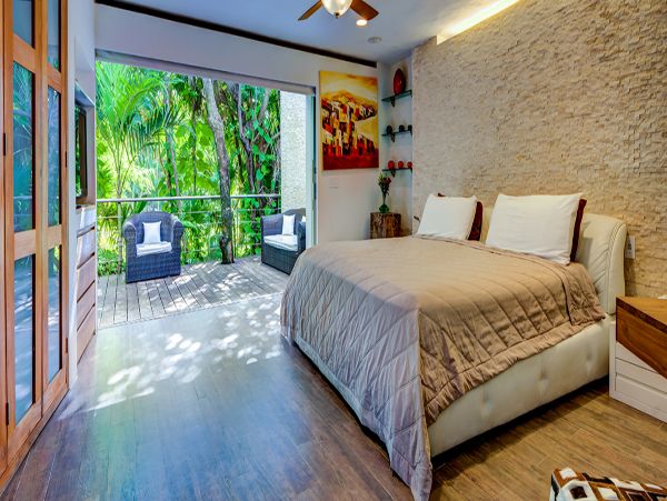 Cancun Home 990348