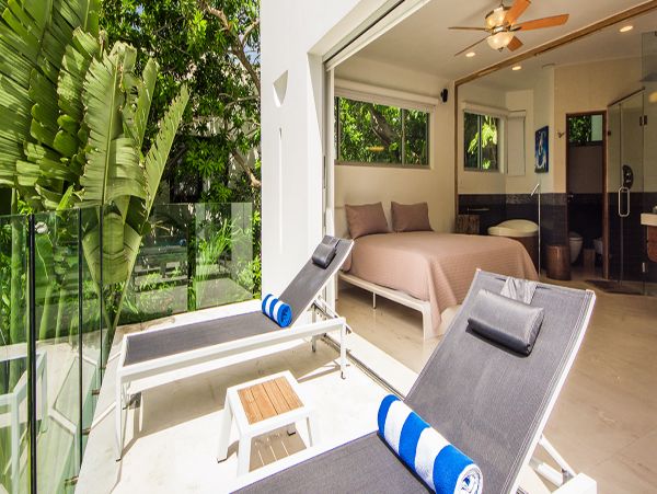Cancun Home 990348