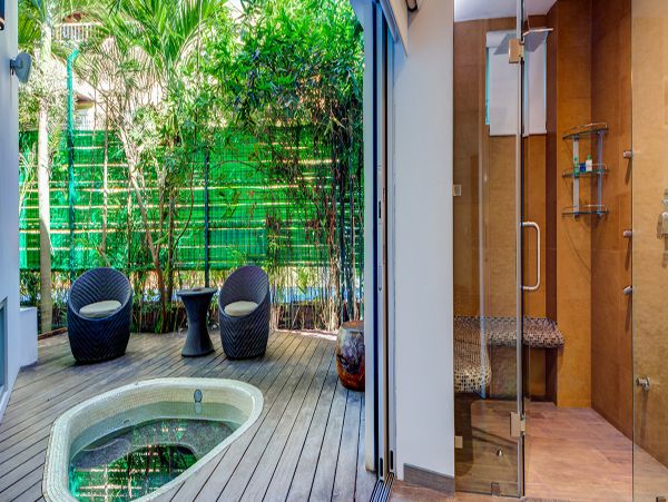 Cancun Home 990348