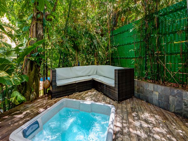 Cancun Home 990348
