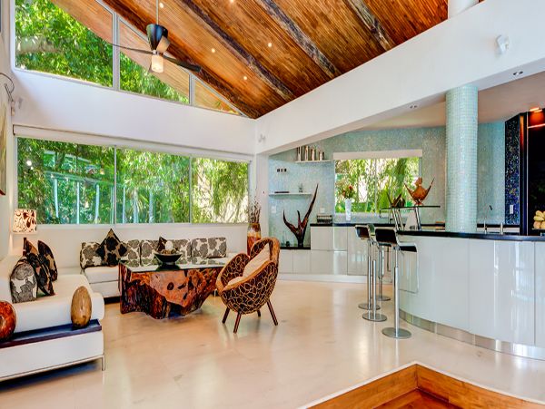 Cancun Home 990348