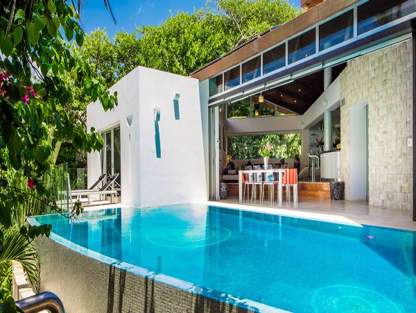 Cancun Home 990348