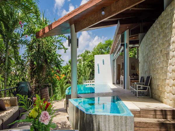 Cancun Home 990348