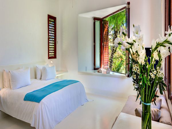 Cancun Home 990349