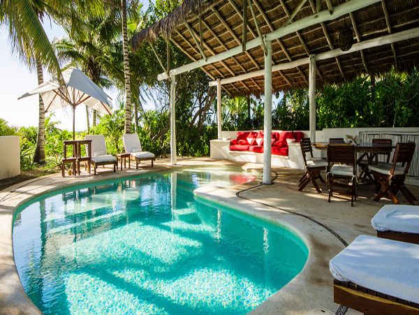 Cancun Home 990349