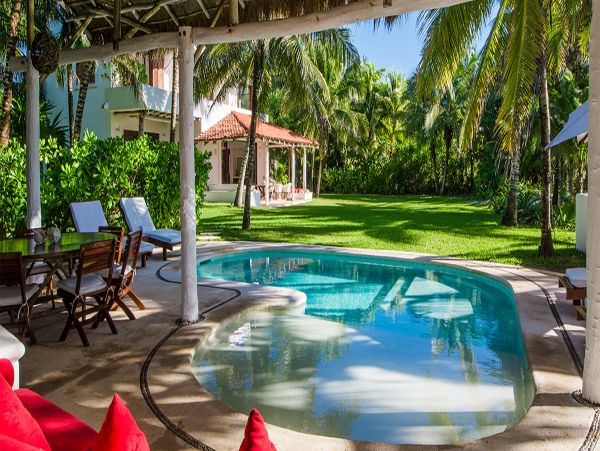 Cancun Home 990349