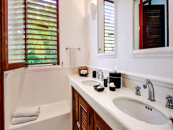 Cancun Home 990349