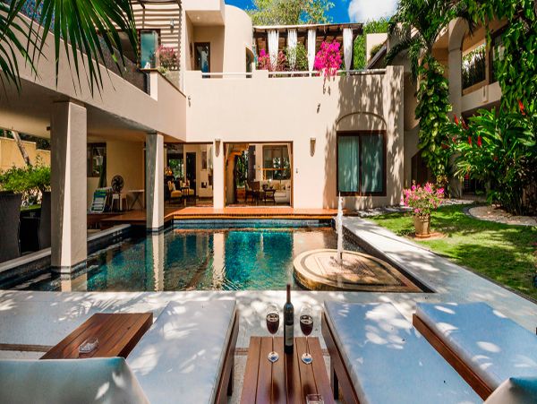 Cancun Home 990351