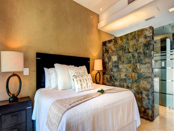 Cancun Home 990351