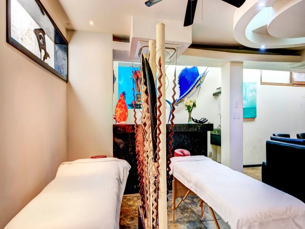 Cancun Home 990351