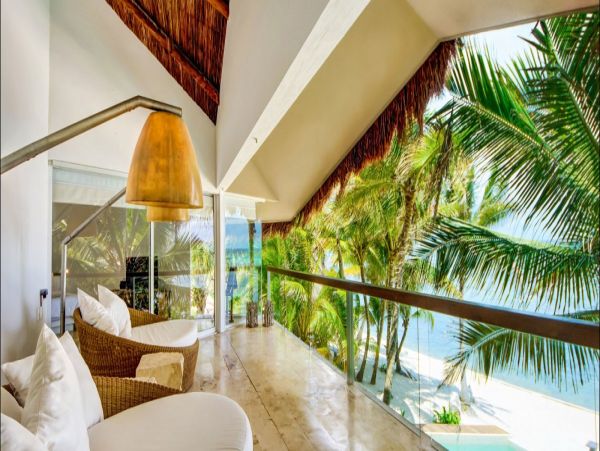 Cancun Home 990352