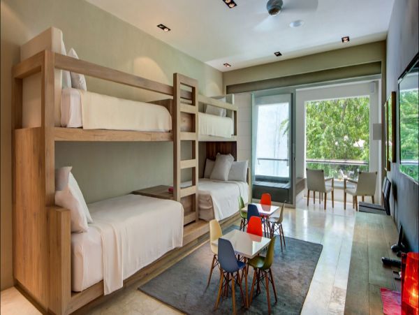 Cancun Home 990353