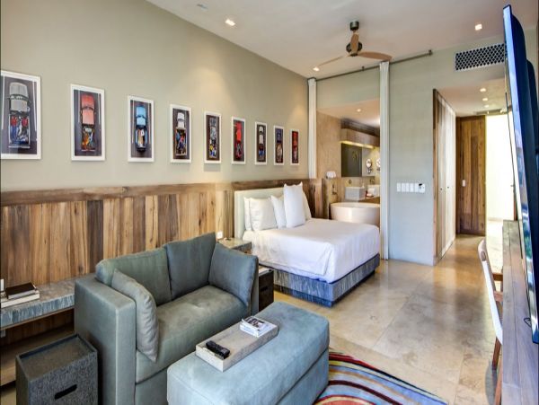 Cancun Home 990353