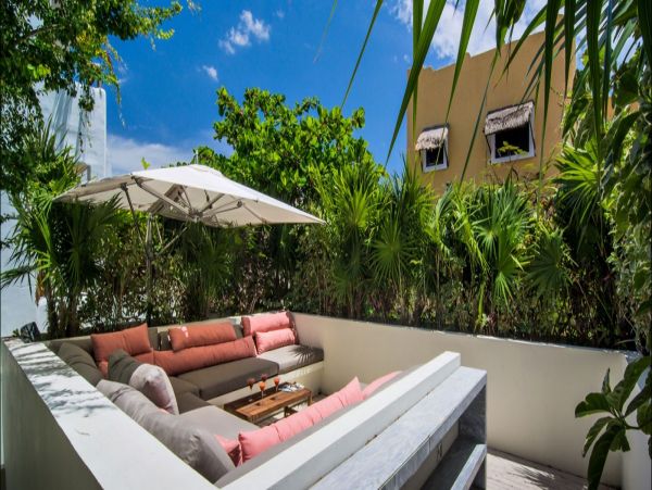 Cancun Home 990353
