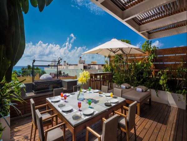 Cancun Home 990353