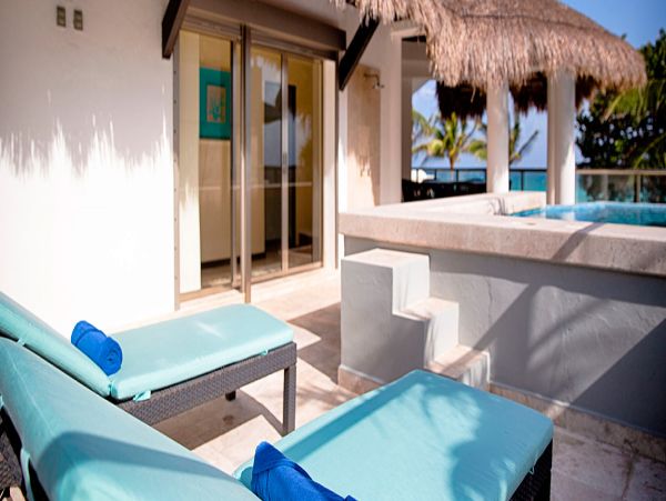 Cancun Home 990354