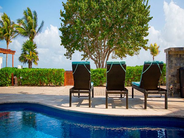 Cancun Home 990354